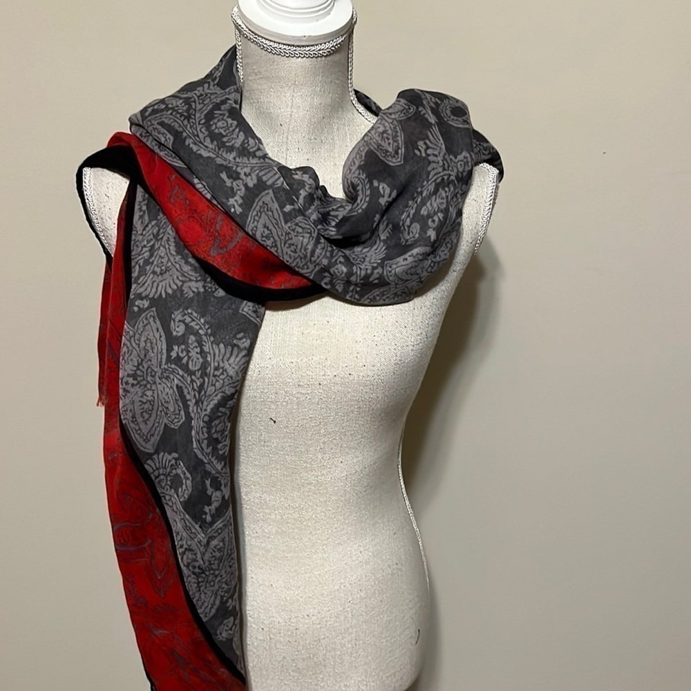 Scarf, gray and red. 20” x 80”. New